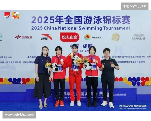 全国游泳锦标赛毛奕菡女子400米自由泳以40780成绩摘得金牌荣耀