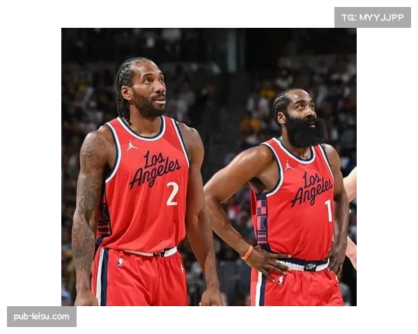 快船训练营重启 灯泡组合强势回归赛季目标再出发