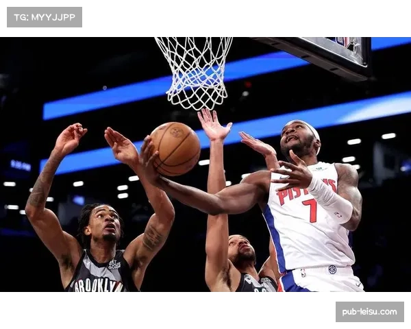 东部格局生变,活塞领跑尼克斯紧追,胜场差逐渐缩小 东部格局生变,活塞领跑尼克斯紧追,胜场差逐渐缩小